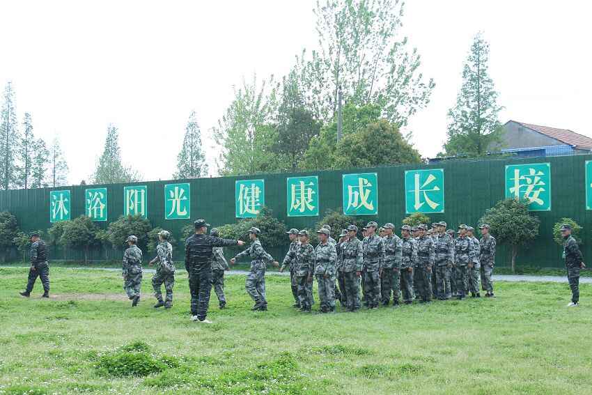 初中厭學怎么辦，從哪些原因來分析