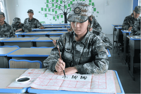 的青春叛逆學校提醒:拒絕孩子的“消費觀”產(chǎn)生攀比心理(圖1) 的青春叛逆學校提醒:拒絕孩子的“消費觀”產(chǎn)生攀比心理(圖1)